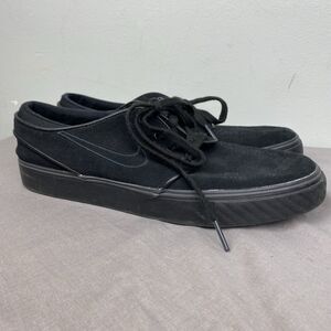 Nike Shoes Women's 8.5 Black Lace Stefan Janoski Suede Low Top ah4233-001